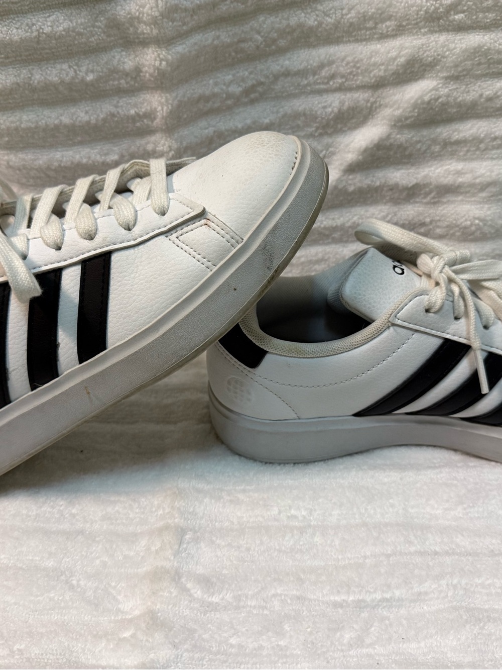 Adidas sneaker